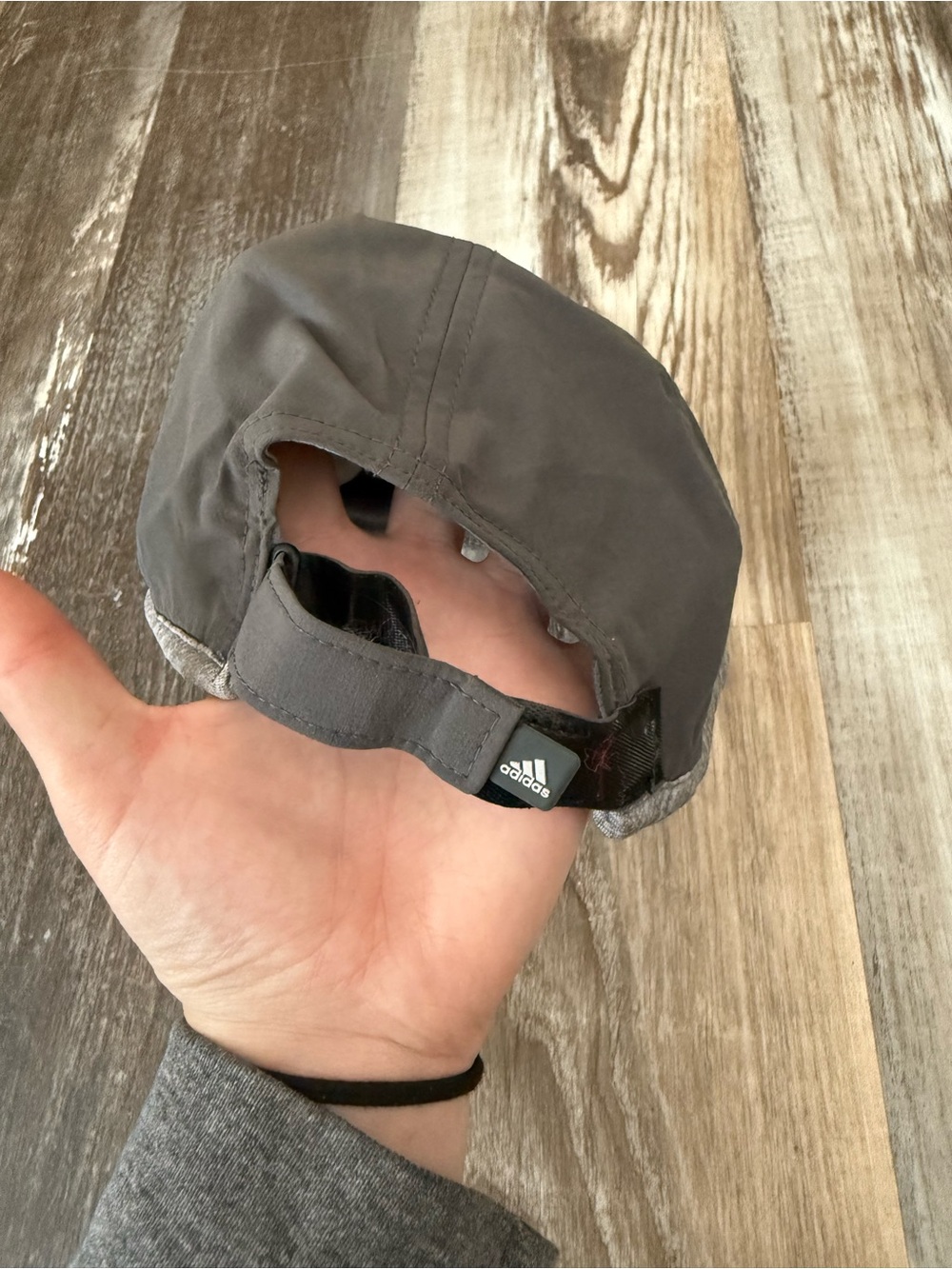 ADIDAS HAT - Picture 4 of 4